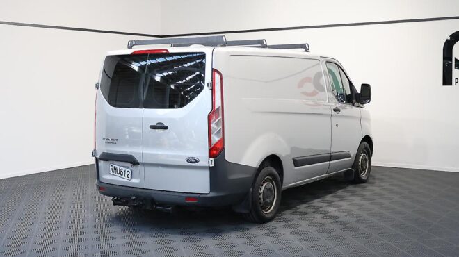 2015 Ford Transit SWB LOW ROOF MAN image 317216