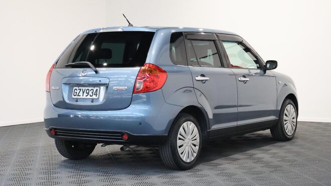 2004 Mazda Verisa image 314023