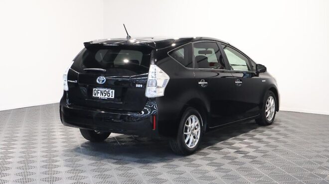 2014 Toyota Prius ALPHA HYBRID image 316068