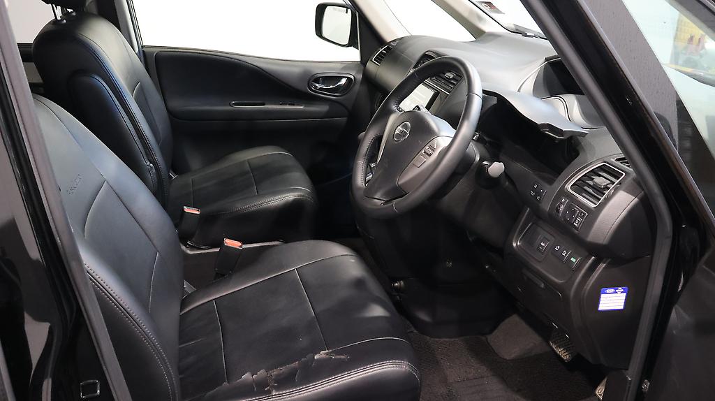 2014 Nissan Serena Highwaystar S-Hybrid image 317324