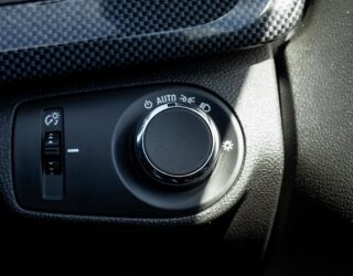 2013 Holden Commodore VF SV6 SDN AT NZ NEW image 314748