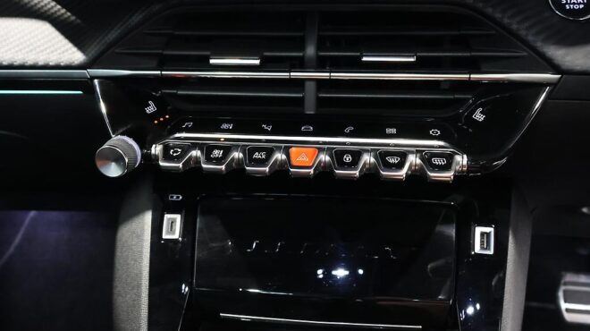 2022 Peugeot 208 GT 1.2P/6AT image 314001