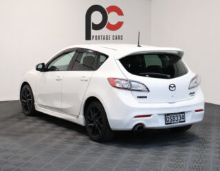 2011 Mazda Axela 20S – Black Wheels image 316813