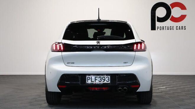 2022 Peugeot 208 GT 1.2P/6AT image 313989