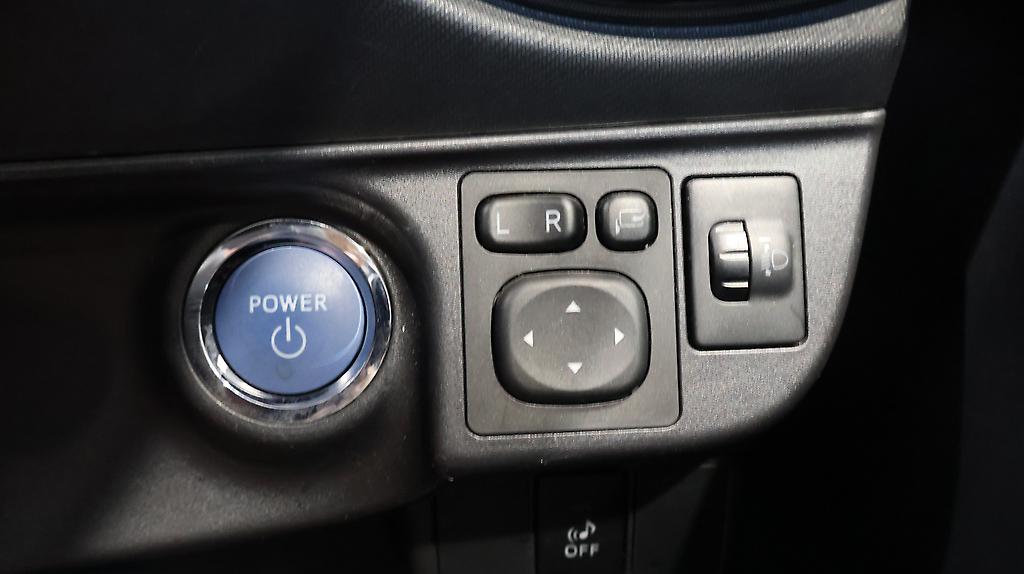 2015 Toyota Aqua X- Urban image 315290