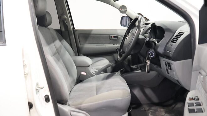 2011 Toyota Hilux 3.0TD 2WD DC 5M image 313976