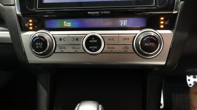 2015 Subaru Outback Limited – Leather Interior image 314938