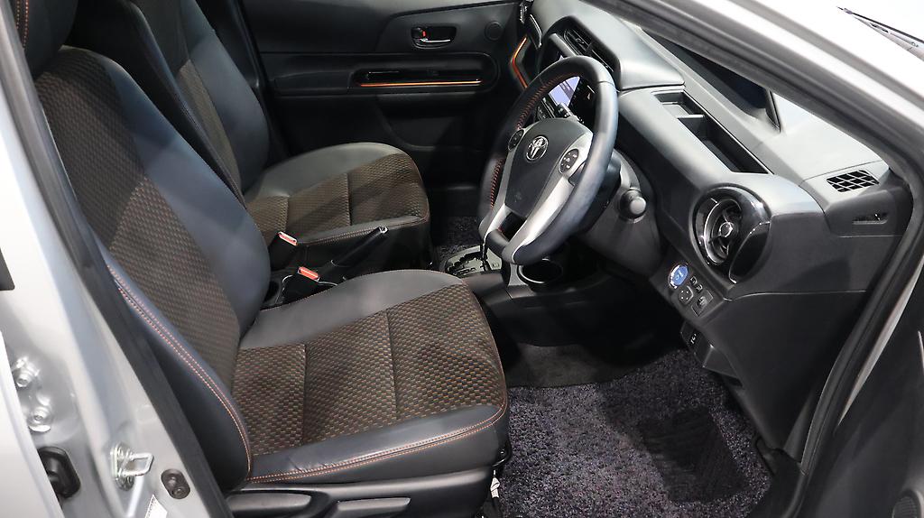 2015 Toyota Aqua X- Urban image 315282