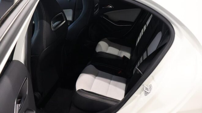 2014 Mercedes-benz A 180 Style Edition Low KMs image 315259