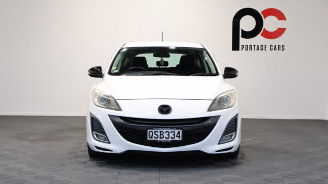 2011 Mazda Axela 20S – Black Wheels image 316810