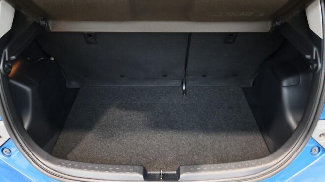 2012 Toyota Aqua Push Button Start image 315987