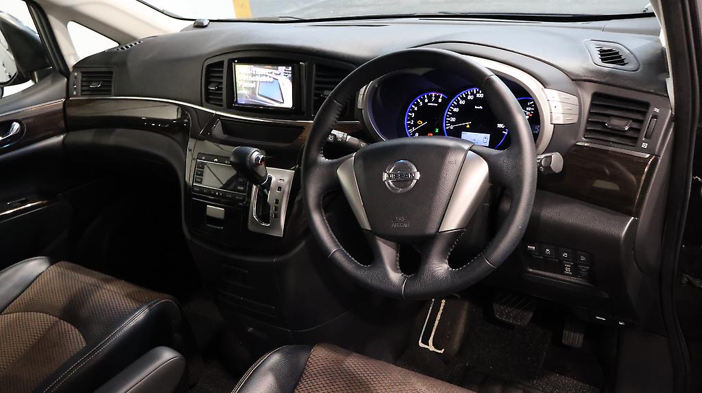 2011 Nissan Elgrand 3.5 Highway Star image 319518