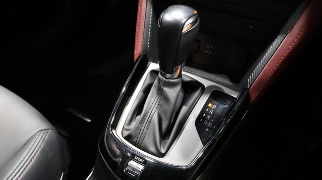 2017 Mazda Cx-3 Half Leather, Heads Up Display! image 317766