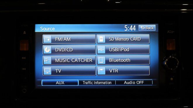 2013 Nissan Serena Hybrid Highway Star S image 319227