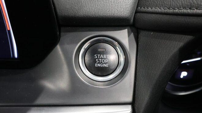 2017 Mazda Atenza 20S Proactiv image 319711