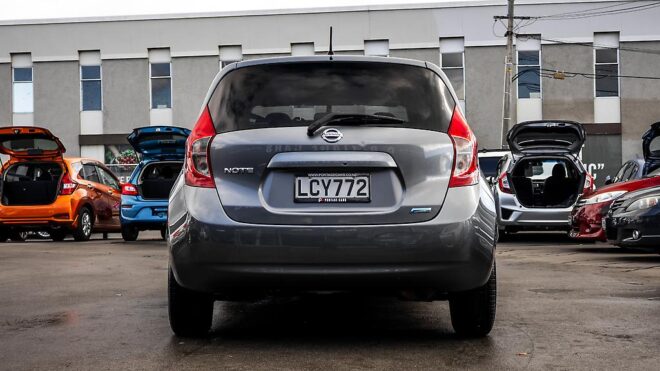 2013 Nissan Note Pure drive, I stop , Push start image 318849