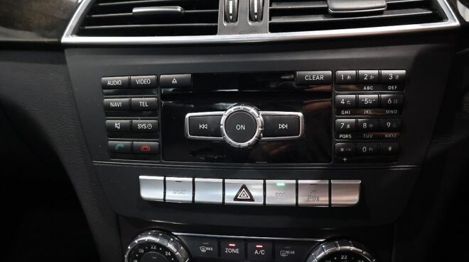 2012 Mercedes-benz C 200 AMG LINE image 319726