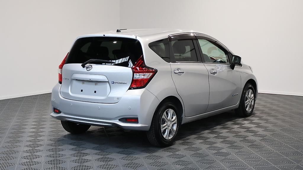 2017 Nissan Note e-Power X, Pre Collision Safety image 317630