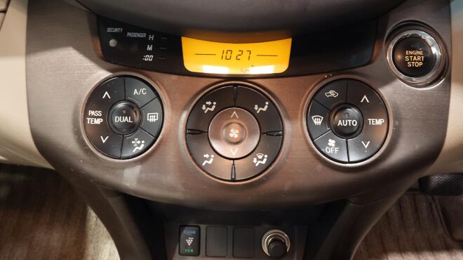 2007 Toyota Vanguard V6 image 319208