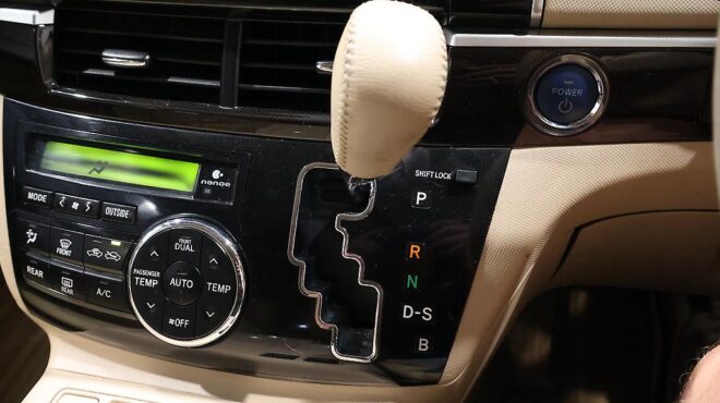 2012 Toyota Estima Hybrid Hybrid Aeras 4WD image 319370