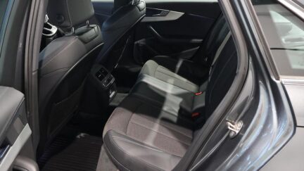 2017 Audi A4 S-Line image 319649