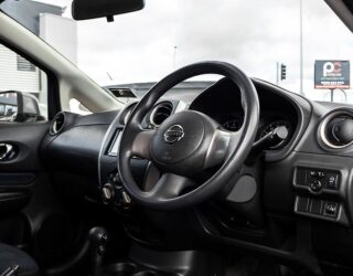 2013 Nissan Note Pure drive, I stop , Push start image 318856