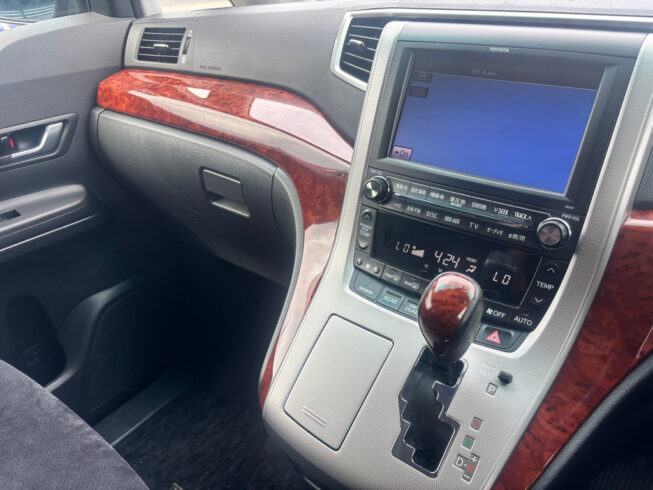 2009 Toyota Vellfire 2.4Z Platinum Selection image 319162