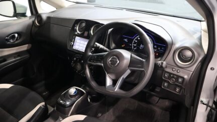 2017 Nissan Note e-Power X, Pre Collision Safety image 317638