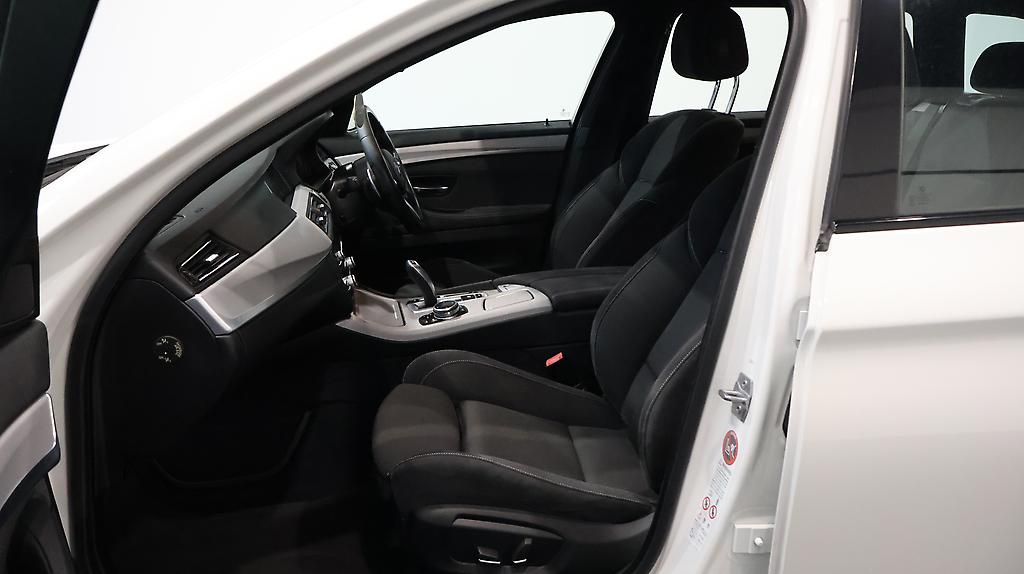 2014 Bmw 523i M-Sport Touring Wagon image 323392