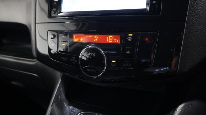 2013 Nissan Serena Hybrid Highway Star S image 319229