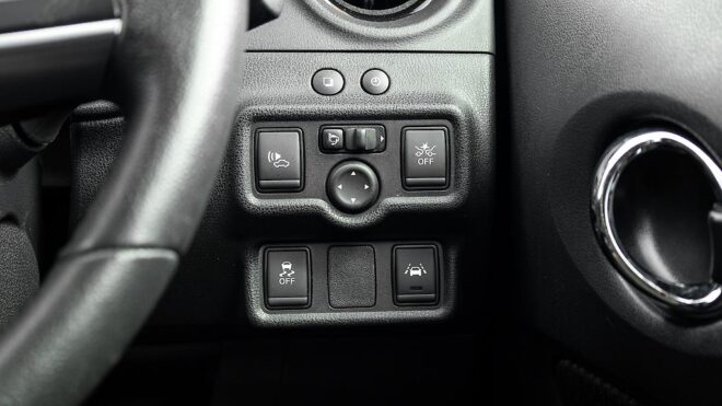 2017 Nissan Note e-Power Medalist ,Half leather PKG image 318733