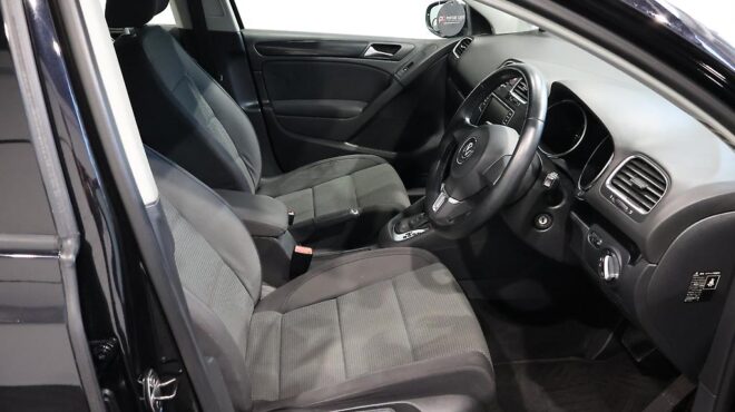 2010 Volkswagen Golf 1.4L TSI image 319491