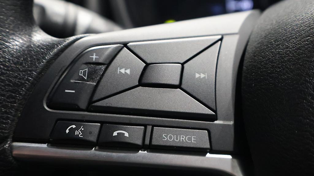 2017 Nissan Note e-Power X, Pre Collision Safety image 317640