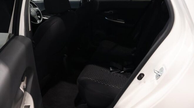 2010 Toyota Ist 1.5L Economical image 319534