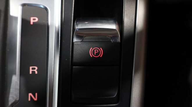 2012 Audi A4 Avant image 318496