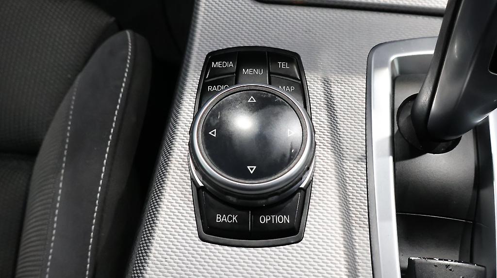 2014 Bmw 523i M-Sport Touring Wagon image 323404