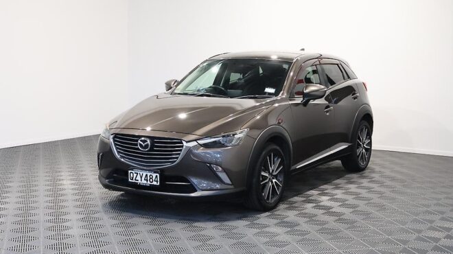 2017 Mazda Cx-3 Half Leather, Heads Up Display! image 317750
