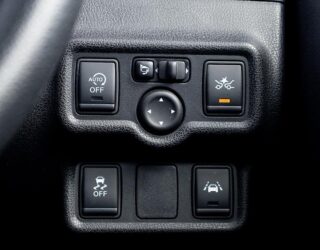 2015 Nissan Note Parking sensor, push start image 318752