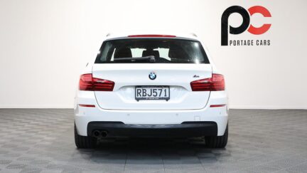2014 Bmw 523i M-Sport Touring Wagon image 323390
