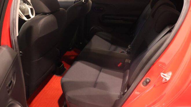 2015 Toyota Aqua Push Button Start – Facelift image 318405