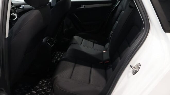 2012 Audi A4 Avant image 318490