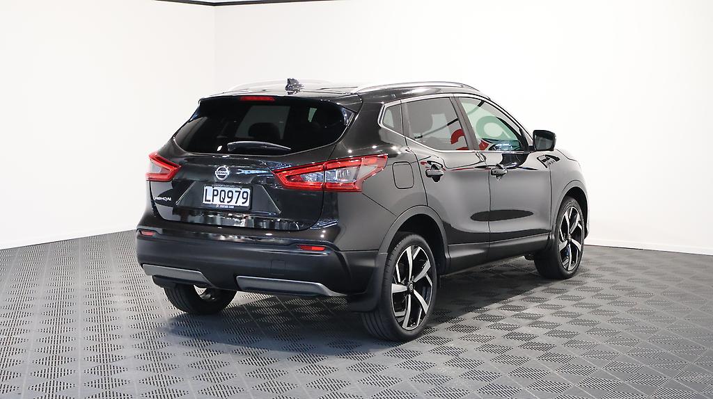 2018 Nissan Qashqai TI 2.0P/CVT image 319576