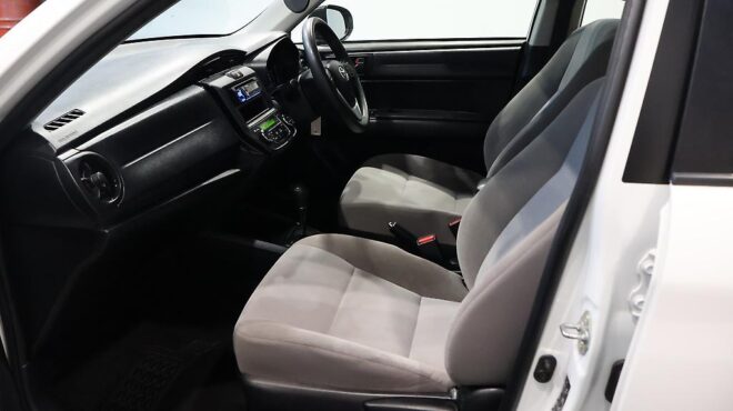 2015 Toyota Corolla AXIO image 318340