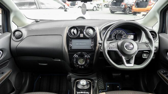 2017 Nissan Note e-Power Medalist ,Half leather PKG image 318724