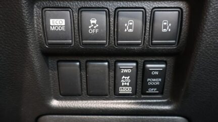 2011 Nissan Elgrand 3.5 Highway Star image 319523