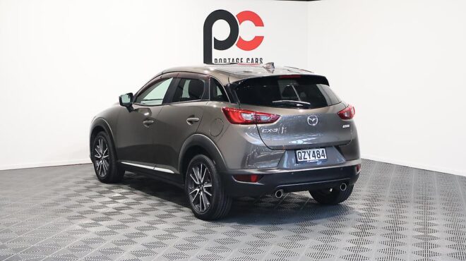 2017 Mazda Cx-3 Half Leather, Heads Up Display! image 317751