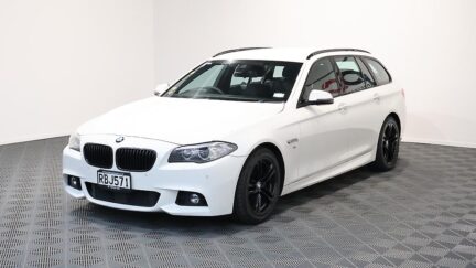 2014 Bmw 523i M-Sport Touring Wagon image 323387