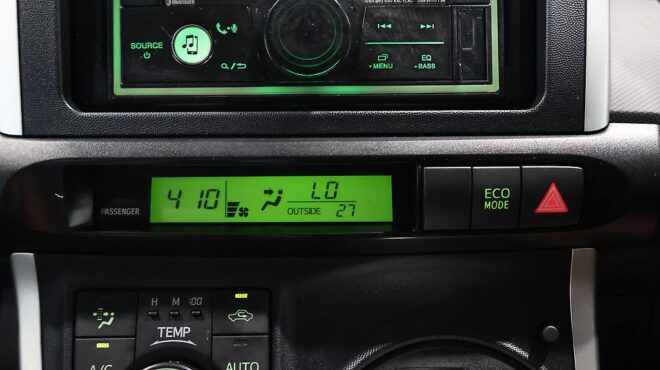 2009 Toyota Wish image 320824