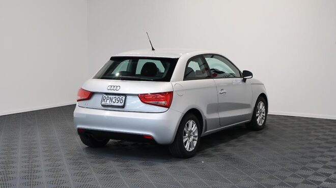 2013 Audi A1 1.4 TFSI image 319764