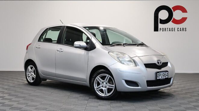 2011 Toyota Vitz REVERSE CAMERA + APPLE CARPLAY/ANDRIOD AUTO image 320950